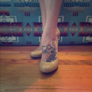 Jessica Simpson heels